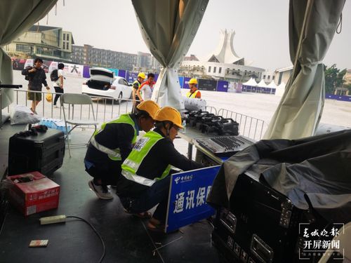 潑水節(jié)狂歡背后的通信守護(hù)者